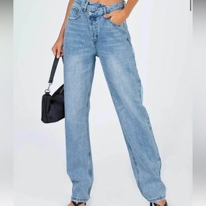 Princess Polly Asymmetric Straight Leg